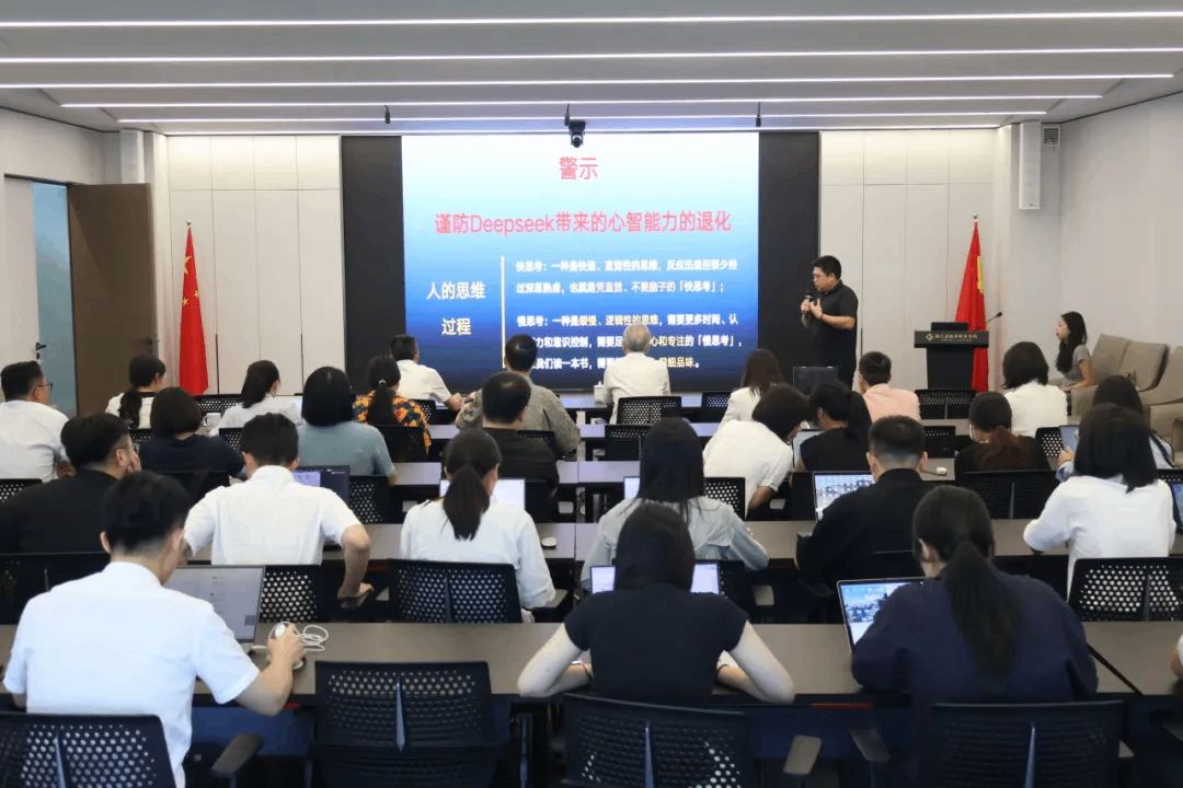 1757991919178642.png 8b9cbb17-730a-418f-9689-f11d614b9962.png