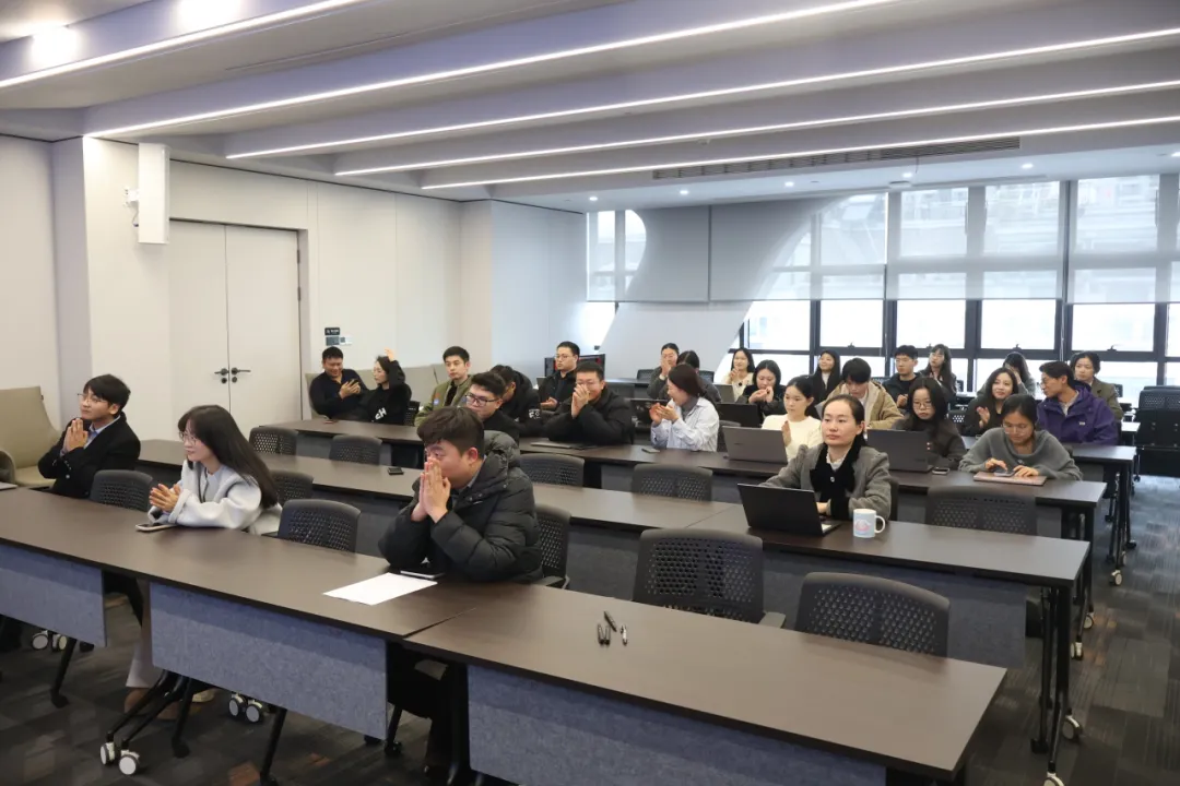 1767000920155458.png df9306b0-374b-49ee-9f3d-2712d23ea041.png